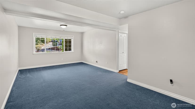 Property photo for 1526 49th Place SW, Everett photo 21