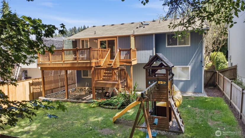 Property photo for 1526 49th Place SW, Everett photo 25