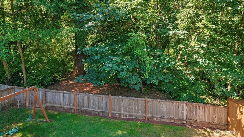 Property photo for 1526 49th Place SW, Everett photo 34