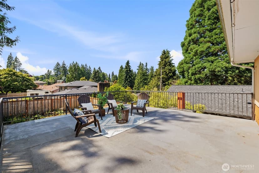Property photo for 16613 19th Avenue SW, Burien photo 34