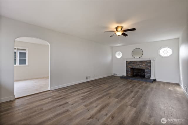 Property photo for 15113 SW Grant Avenue, Lakewood photo 4