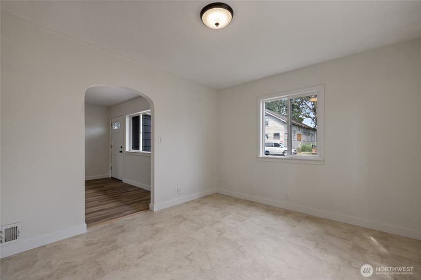 Property photo for 15113 SW Grant Avenue, Lakewood photo 11