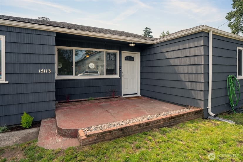 Property photo for 15113 SW Grant Avenue, Lakewood photo 2