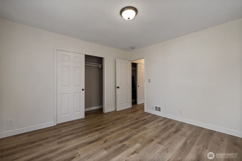 Property photo for 15113 SW Grant Avenue, Lakewood photo 25