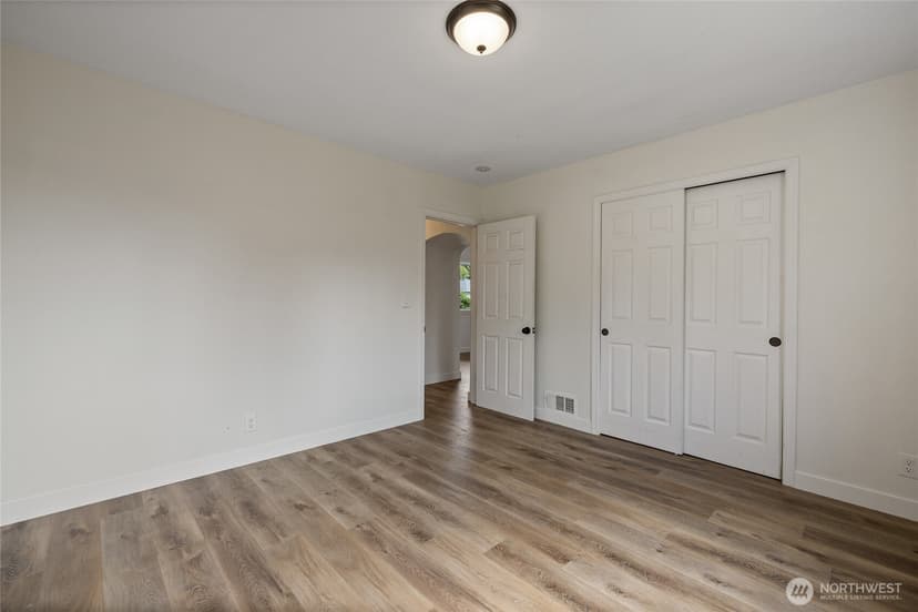 Property photo for 15113 SW Grant Avenue, Lakewood photo 20