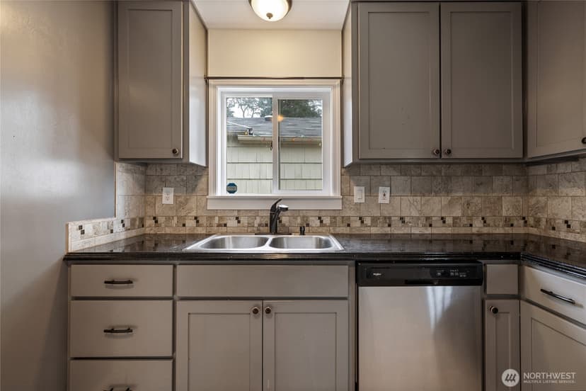 Property photo for 15113 SW Grant Avenue, Lakewood photo 15