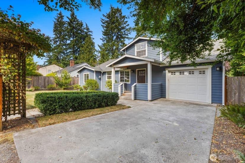 Property photo for 11516 8th Avenue NE, Seattle photo 3