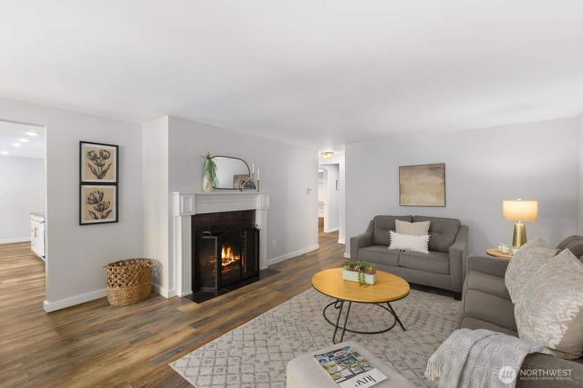 Property photo for 11516 8th Avenue NE, Seattle photo 6