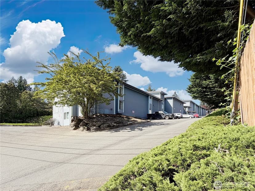Property photo for 10455 Des Moines Memorial Drive S #N-202, Seattle photo 23