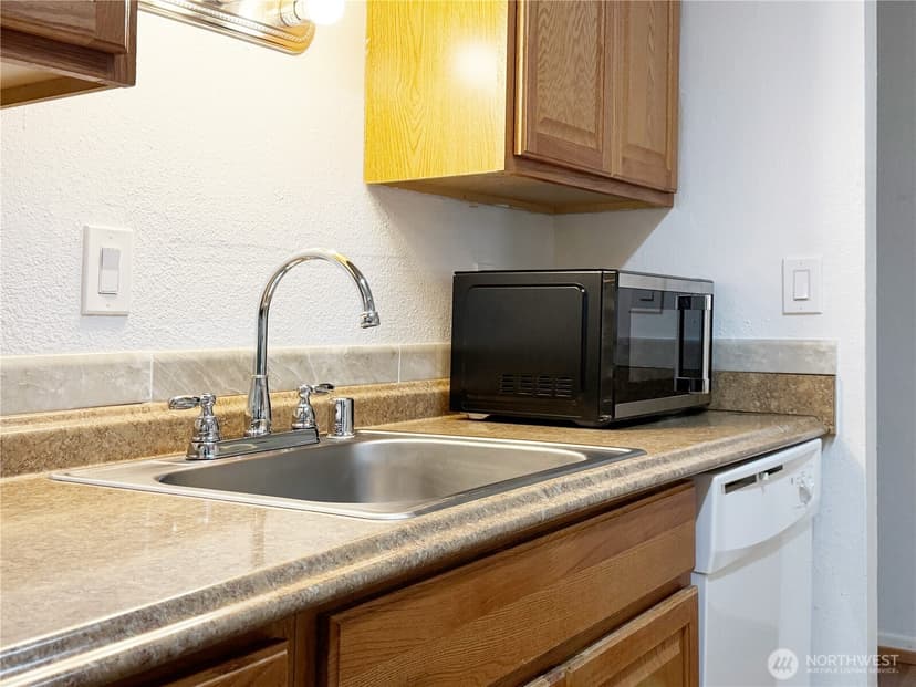 Property photo for 10455 Des Moines Memorial Drive S #N-202, Seattle photo 11
