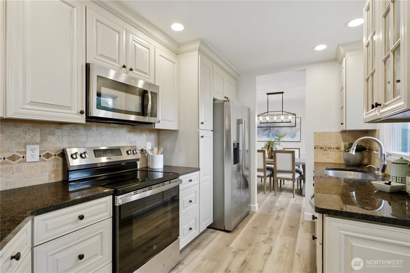 Property photo for 5521 James Avenue SE, Auburn photo 14