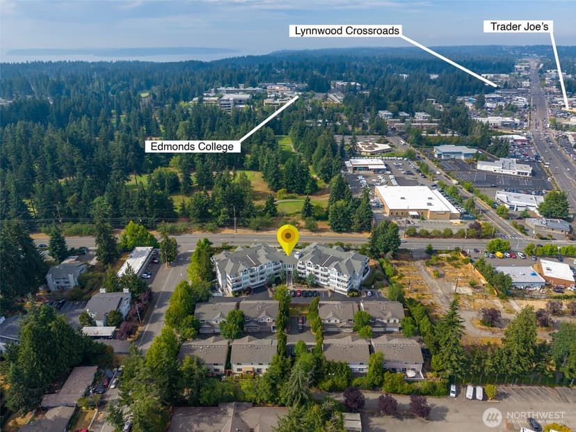 Property photo for 6918 208th Street SW #205, Lynnwood photo 33