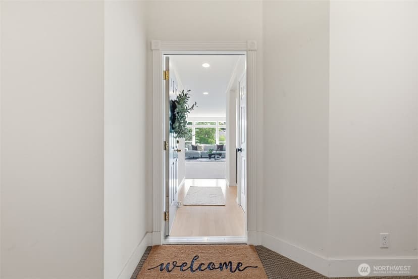 Property photo for 6918 208th Street SW #205, Lynnwood photo 3