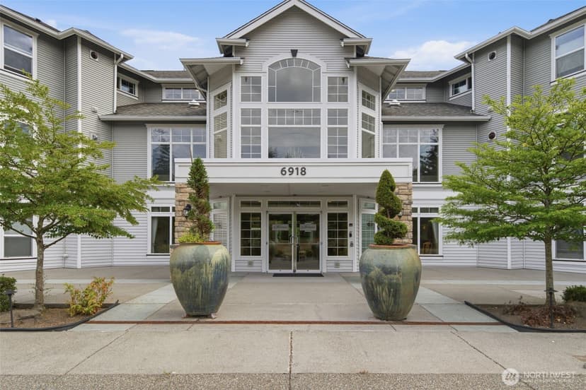 Property photo for 6918 208th Street SW #205, Lynnwood photo 2