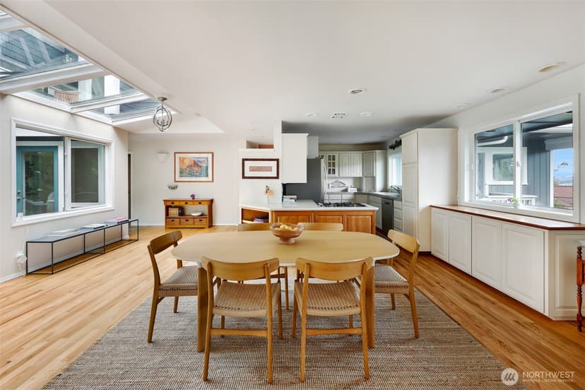 Property photo for 1515 37th Avenue, Seattle photo 15