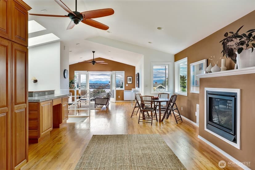 Property photo for 1515 37th Avenue, Seattle photo 25