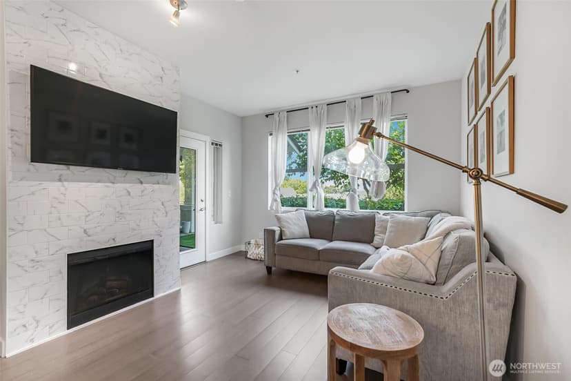 Property photo for 2970 SW Raymond Street #102, Seattle photo 6