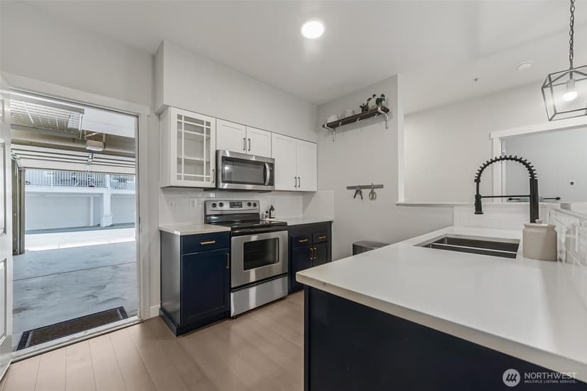 Property photo for 2970 SW Raymond Street #102, Seattle photo 8
