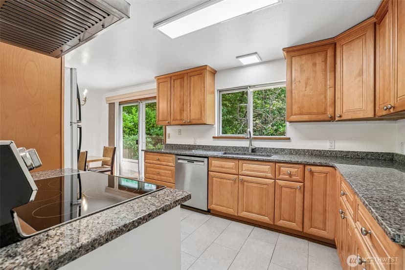 Property photo for 3009 S Findlay Street, Seattle photo 9