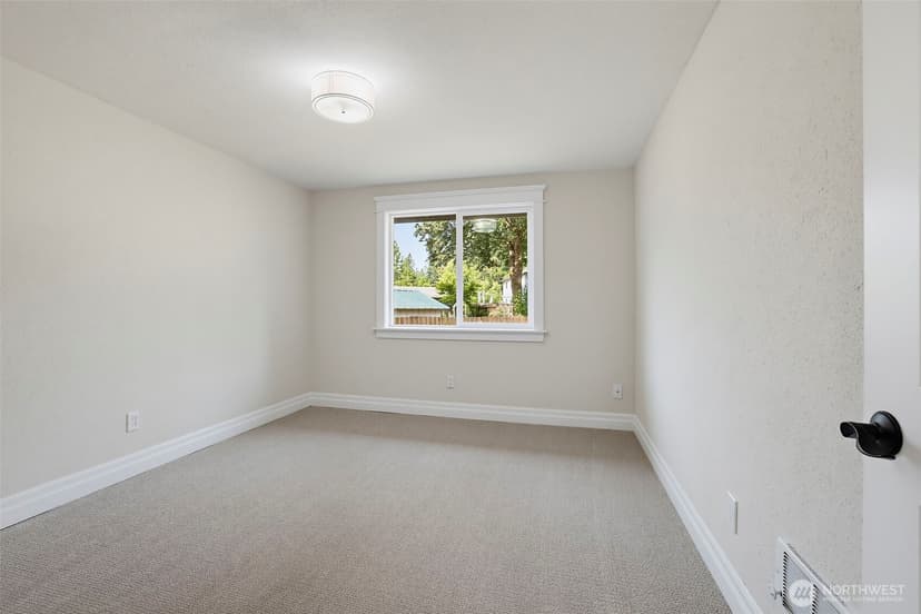 Property photo for 14641 450th Avenue SE, North Bend photo 23