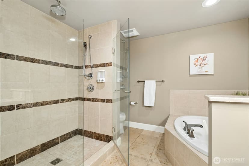 Property photo for 5404 Lake Washington Boulevard NE #B, Kirkland photo 25