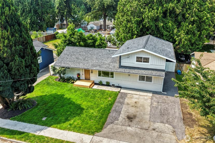 Property photo for 20418 54th Avenue W, Lynnwood photo 4