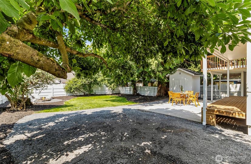 Property photo for 20418 54th Avenue W, Lynnwood photo 33