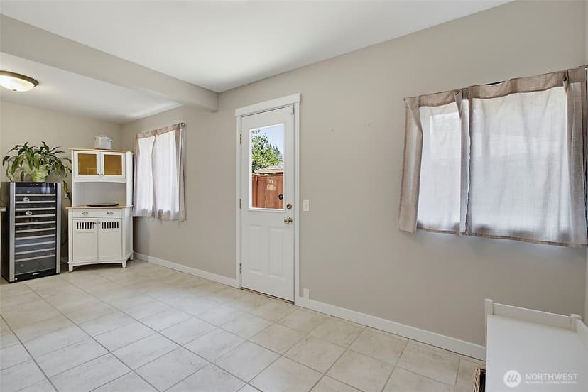 Property photo for 26204 SE 224th Street, Maple Valley photo 16