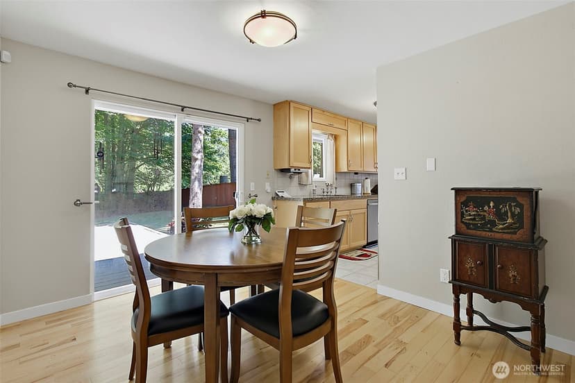Property photo for 26204 SE 224th Street, Maple Valley photo 9
