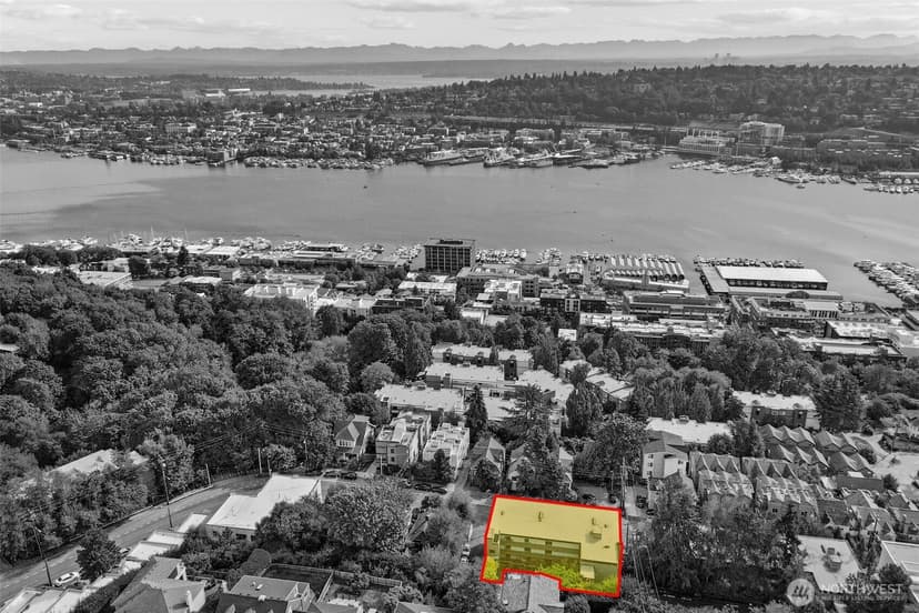 Property photo for 1601 Taylor Avenue N #303, Seattle photo 27
