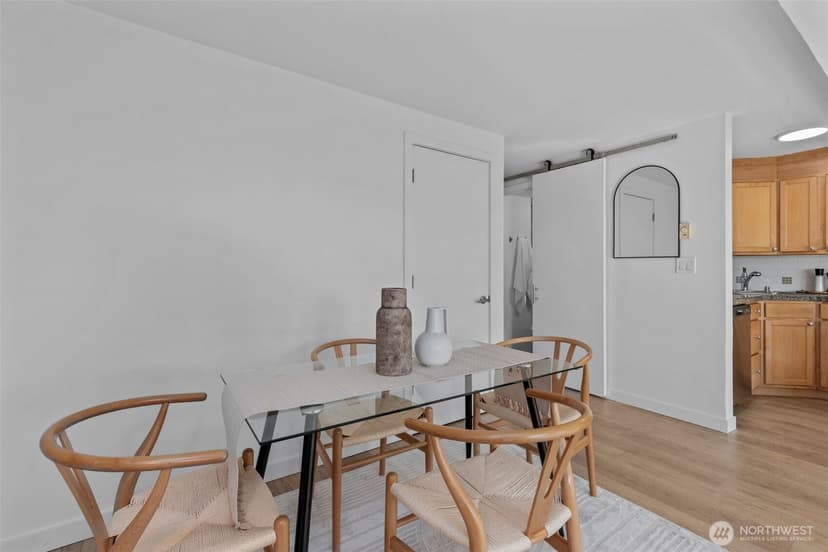 Property photo for 1601 Taylor Avenue N #303, Seattle photo 8