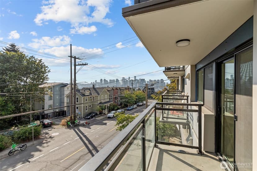 Property photo for 1601 Taylor Avenue N #303, Seattle photo 25