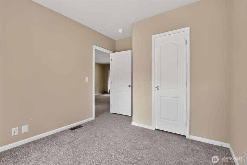 Property photo for 27129 Lake Riley, Arlington photo 24