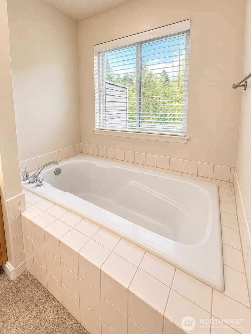 Property photo for 3712 101st Way NE #505, Kirkland photo 18