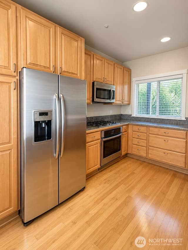 Property photo for 3712 101st Way NE #505, Kirkland photo 5