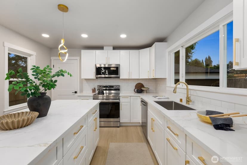 Property photo for 3111 Greenwood Avenue W, University Place photo 9