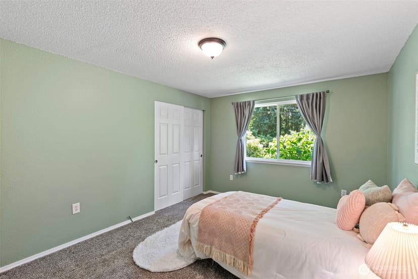 Property photo for 19064 10th Avenue NE, Poulsbo photo 25