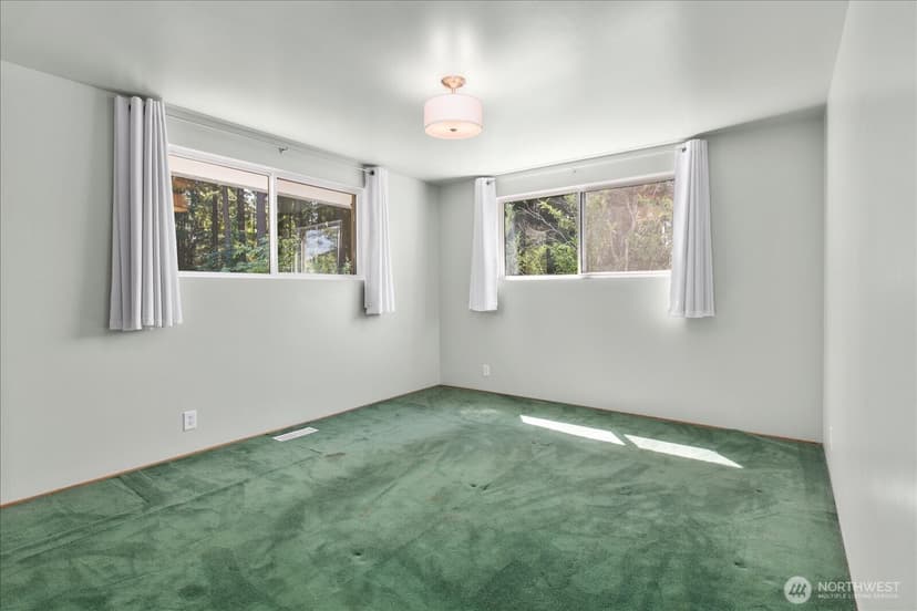 Property photo for 6216 189th Place SW, Lynnwood photo 12