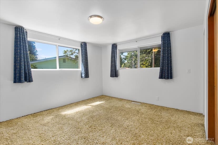 Property photo for 6216 189th Place SW, Lynnwood photo 21