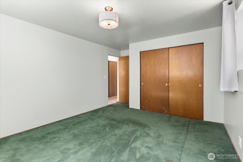 Property photo for 6216 189th Place SW, Lynnwood photo 13