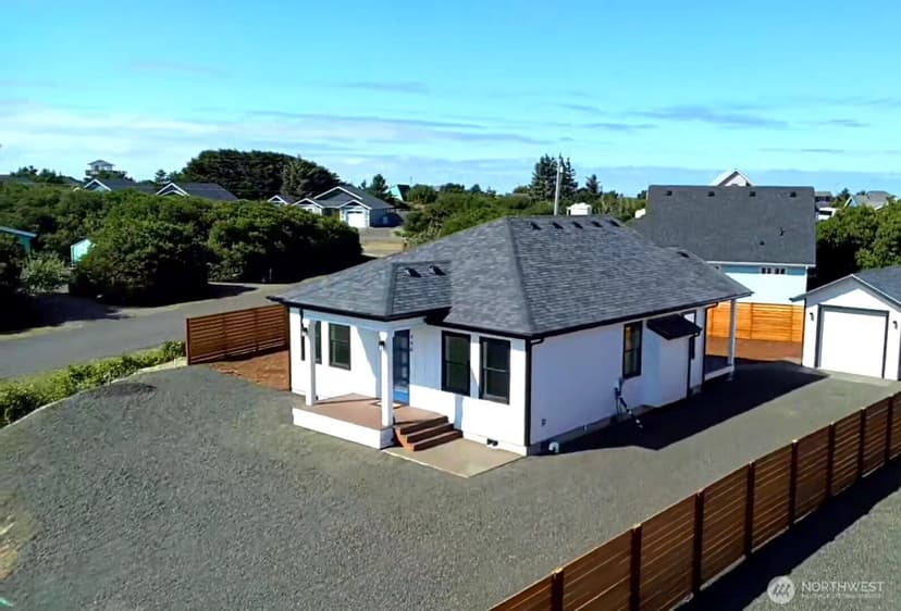 Property photo for 446 Salina Cruz Avenue SW, Ocean Shores photo 19