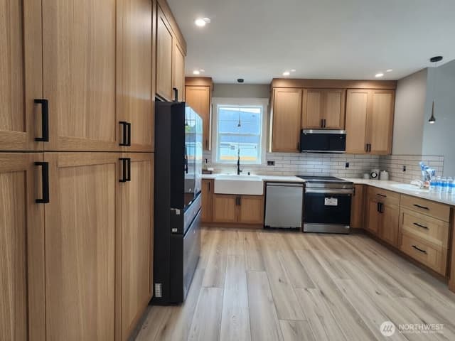 Property photo for 446 Salina Cruz Avenue SW, Ocean Shores photo 3