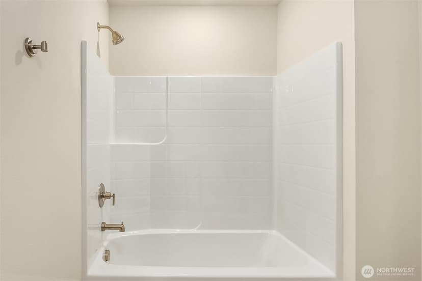 Property photo for 15806 23rd Avenue NE, Marysville photo 18