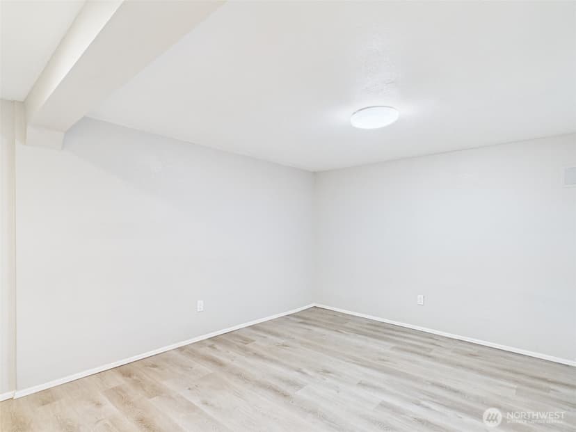 Property photo for 2906 16th Street, Everett photo 22