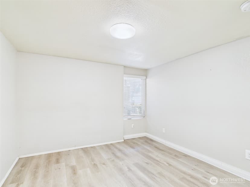 Property photo for 2906 16th Street, Everett photo 19