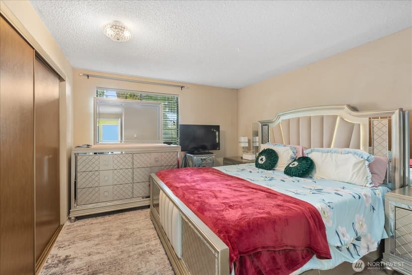 Property photo for 12906 8th Avenue W #F102, Everett photo 13