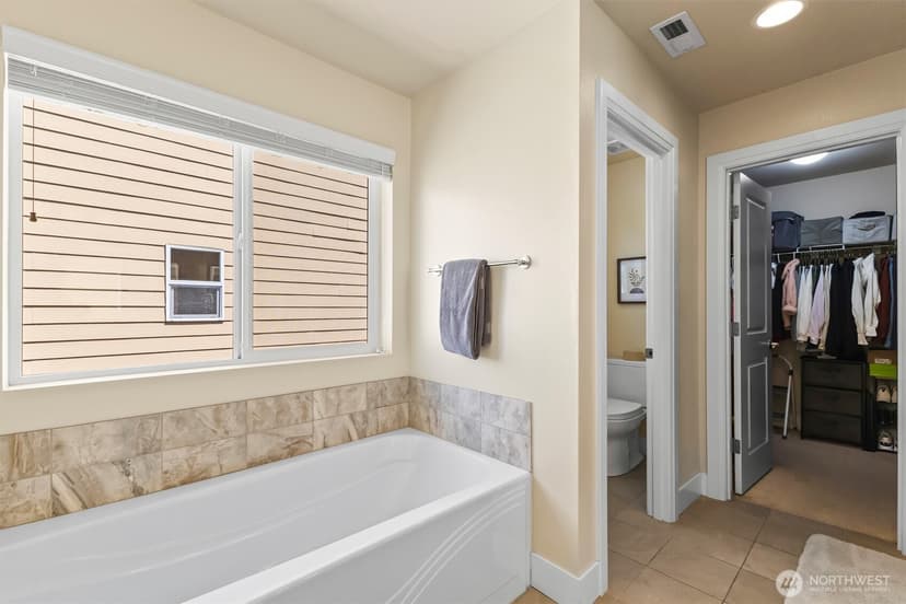 Property photo for 13221 23rd Avenue SE, Mill Creek photo 19