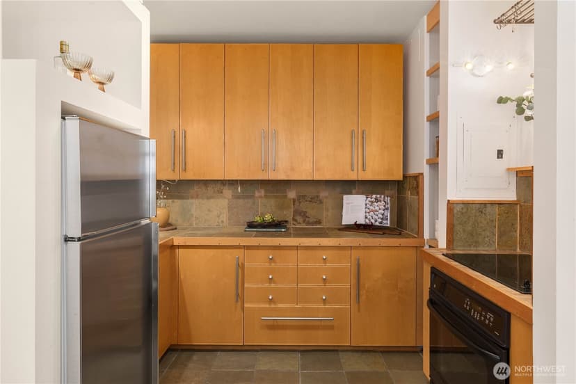 Property photo for 1017 Minor Avenue #601, Seattle photo 9