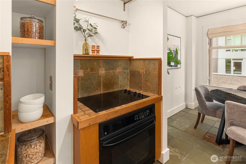 Property photo for 1017 Minor Avenue #601, Seattle photo 10