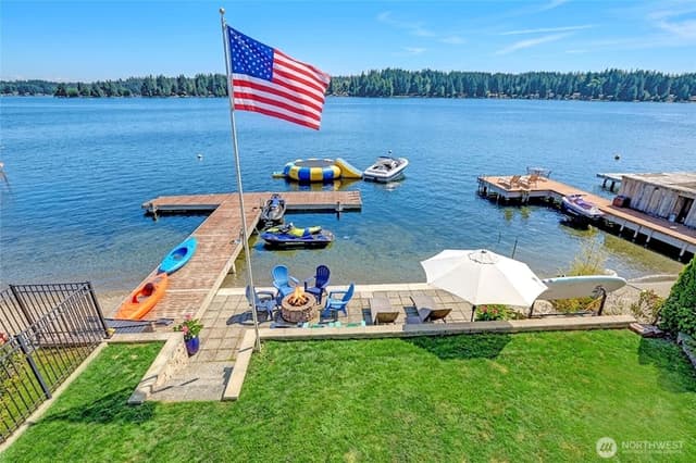 Property photo for 15219 W Lake Goodwin Road, Stanwood photo 2